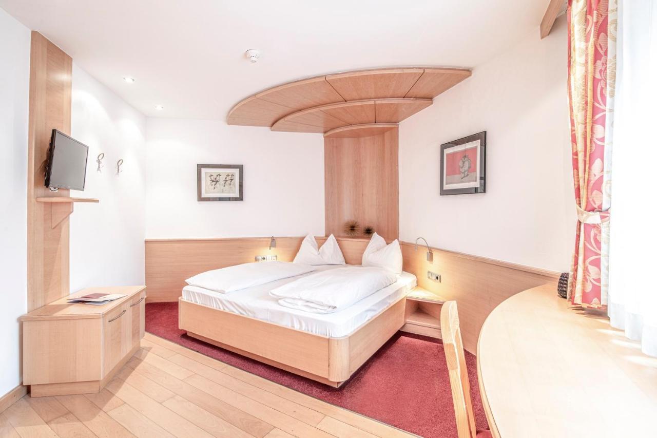 Posthotel Lamm Випитено Экстерьер фото